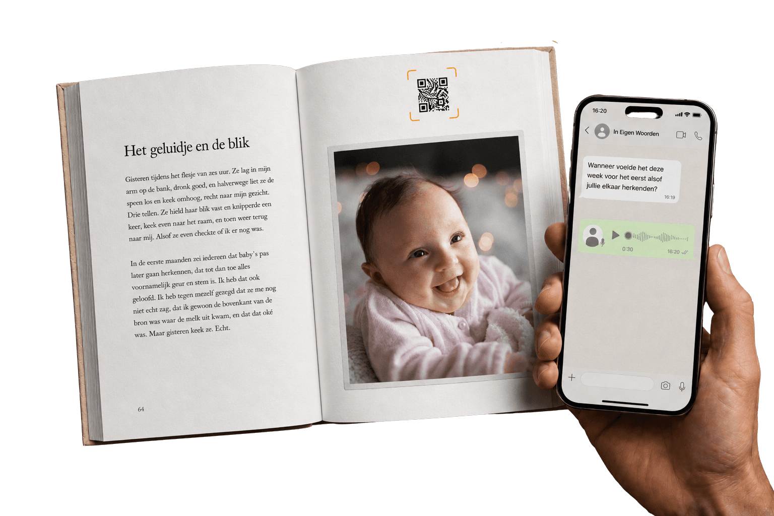Het eerste-jaar-boek met een hoofdstuk-foto, naast een telefoon met een ingesproken WhatsApp-bericht